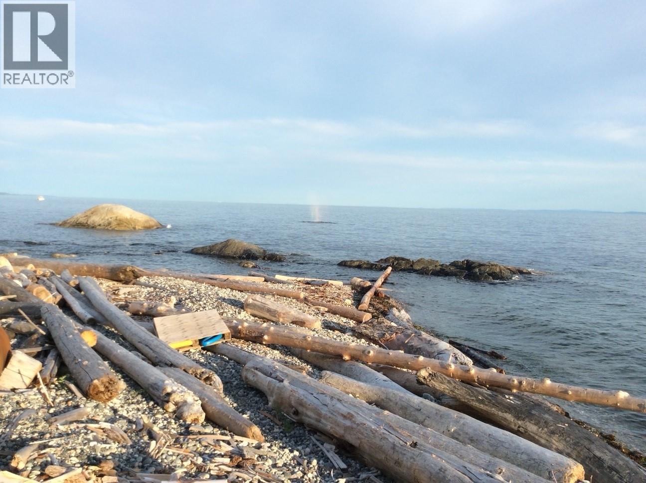 1537 MCCULLOUGH ROAD, Sechelt, British Columbia