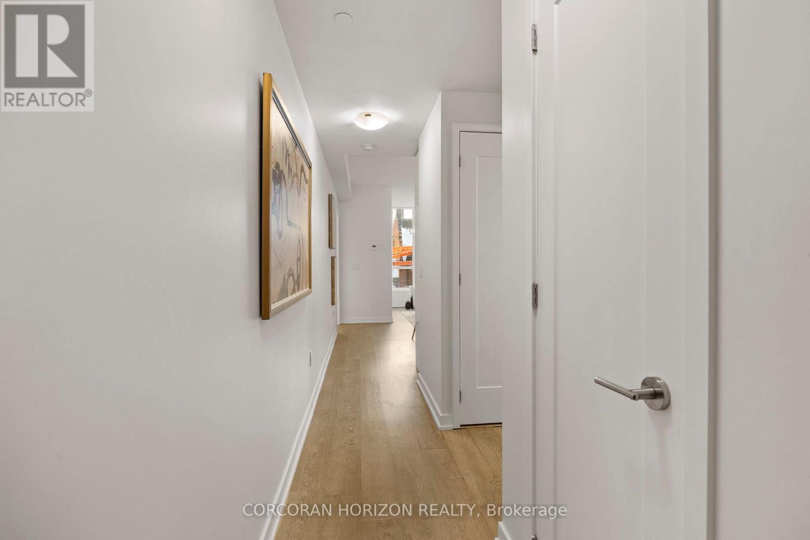 210 - 99 John Street, Toronto, Ontario  M5V 0S6 - Photo 8 - C12759534