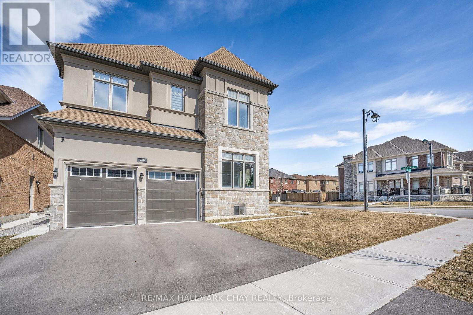 260 Sikura Circle, Aurora, Ontario  L4G 3Y8 - Photo 37 - N12758804