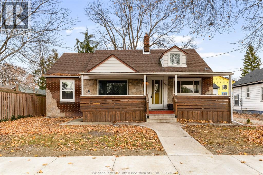 MLS# 26002635: 146 Askin AVENUE, Windsor, Canada