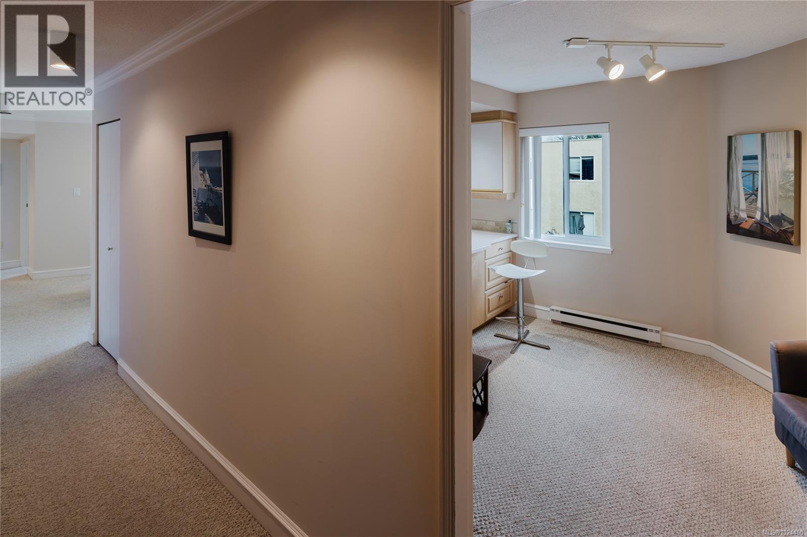 304 2605 Windsor Rd, Oak Bay, British Columbia  V8S 5H9 - Photo 15 - 1024400