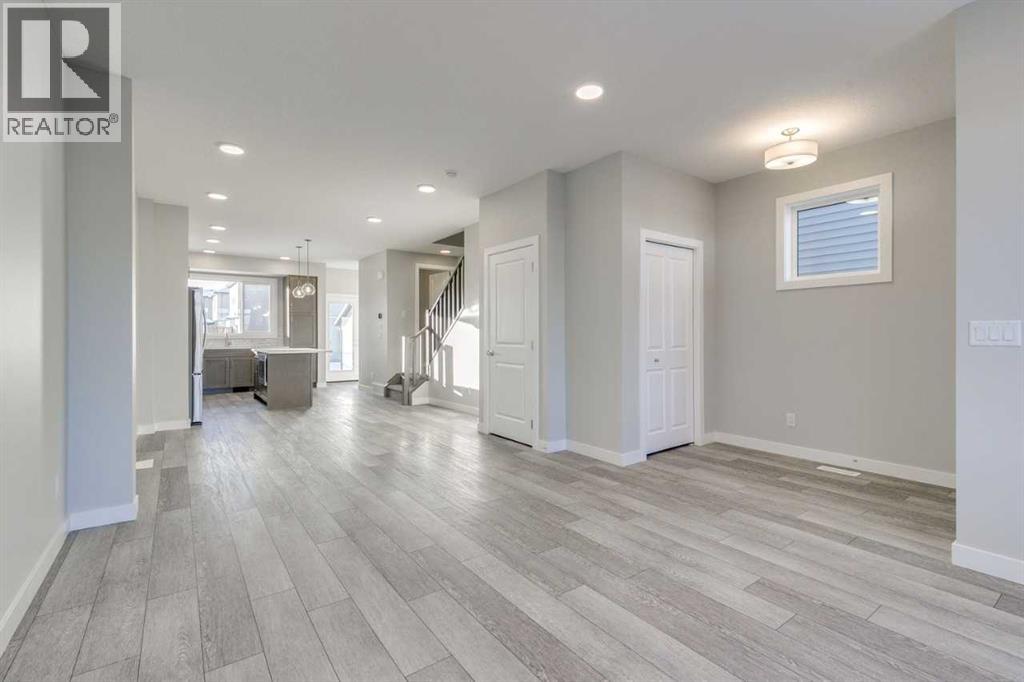 113 Silverton Glen Way Sw, Calgary, Alberta  T2X 5B9 - Photo 7 - A2259349