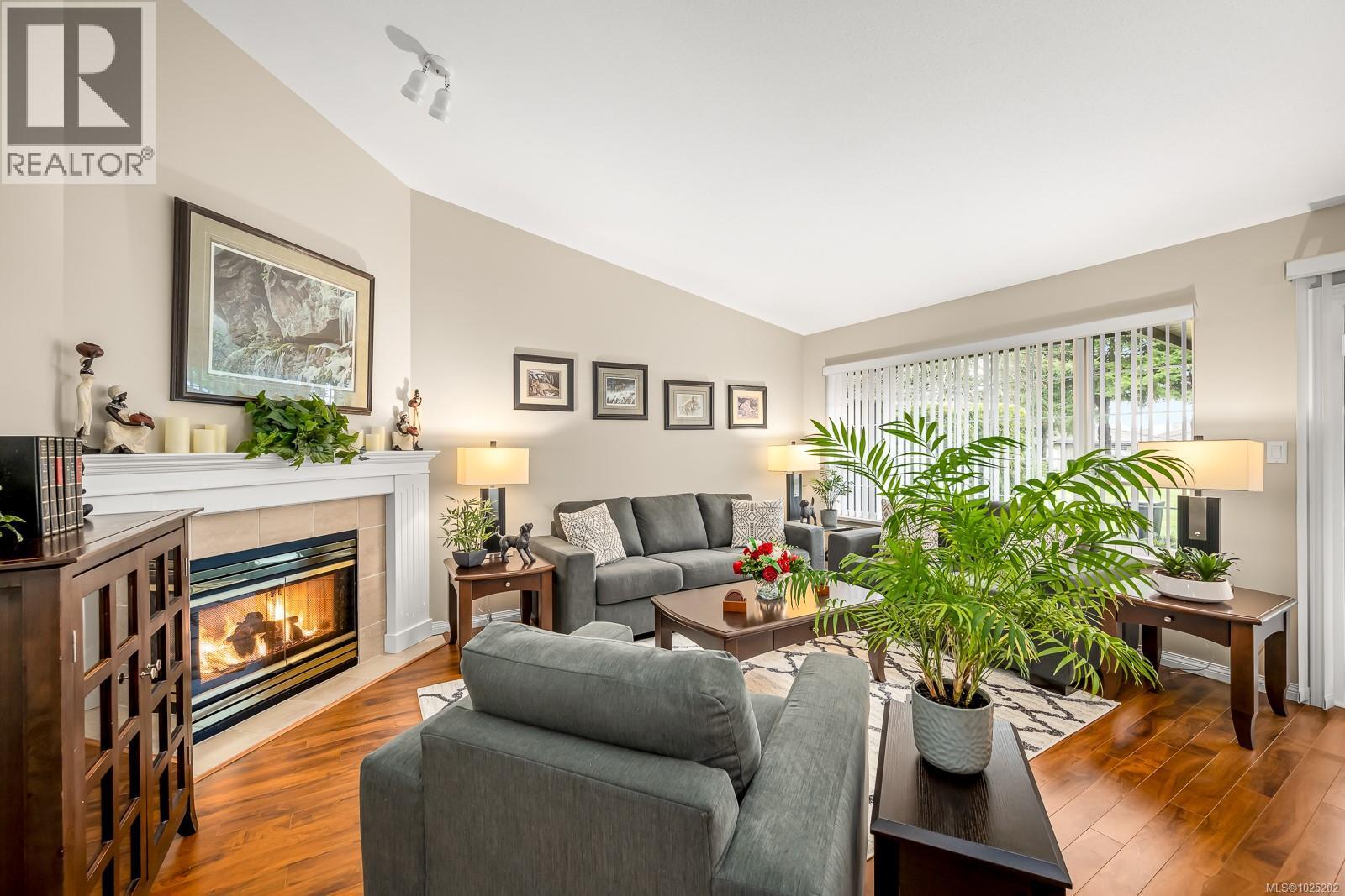 28 3100 Kensington Cres, Courtenay, British Columbia  V9N 8Z9 - Photo 3 - 1025202