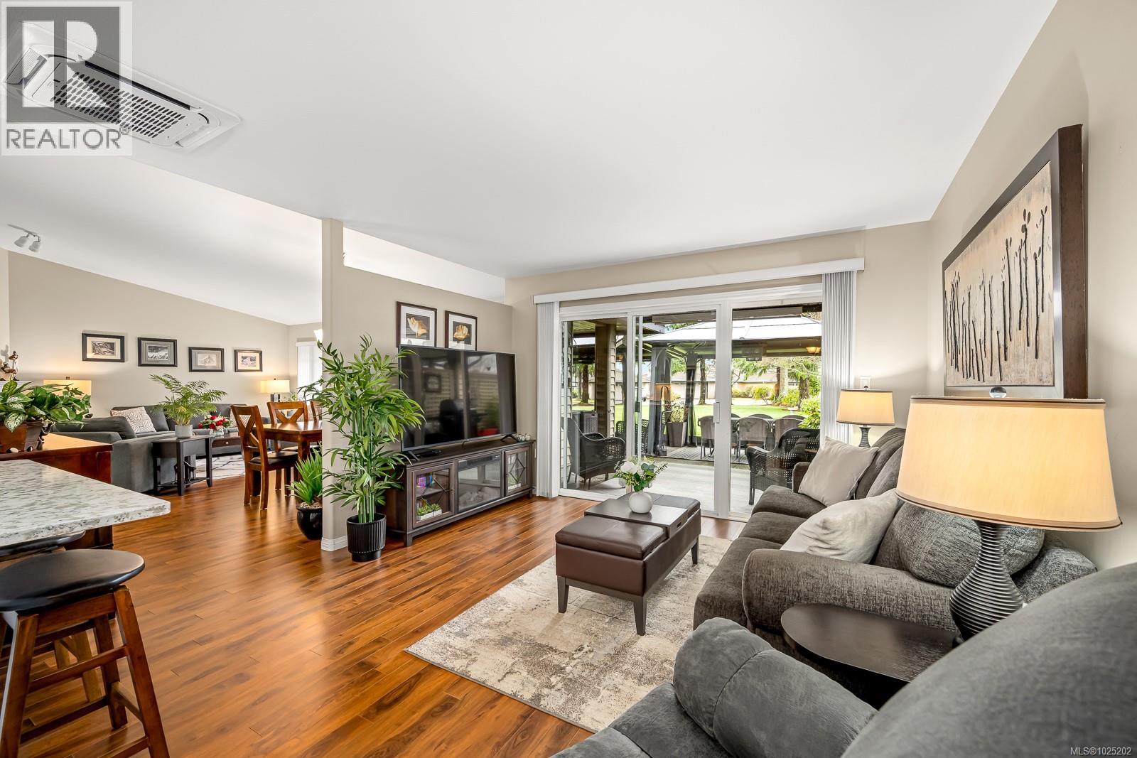 28 3100 Kensington Cres, Courtenay, British Columbia  V9N 8Z9 - Photo 7 - 1025202