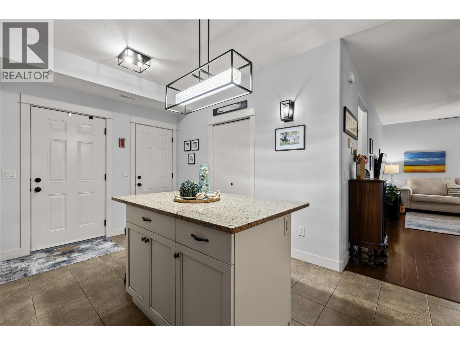 3350 Woodsdale Road Unit# 601 Lake Country Photo 11