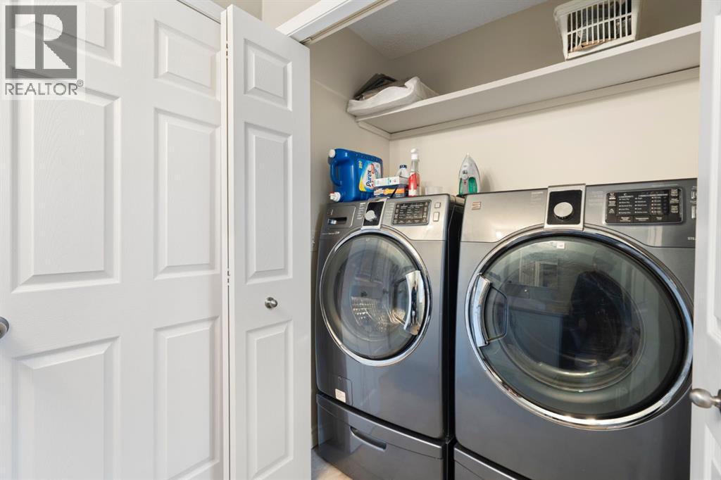 209 Hawkstone Drive Nw, Calgary, Alberta  T3G 3R1 - Photo 6 - A2278752