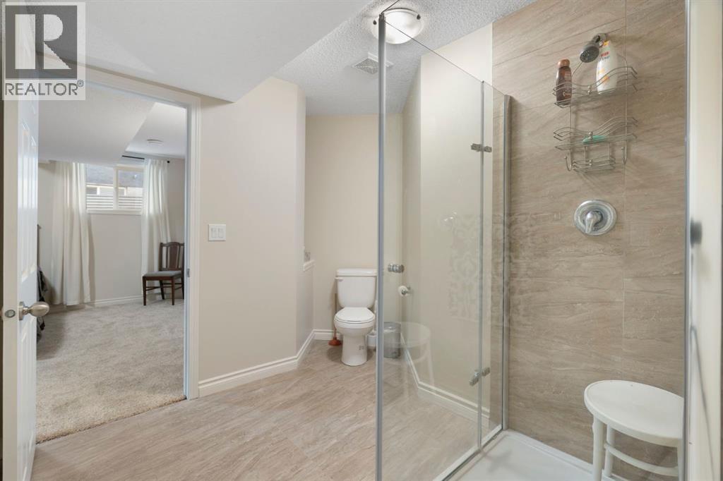 209 Hawkstone Drive Nw, Calgary, Alberta  T3G 3R1 - Photo 36 - A2278752