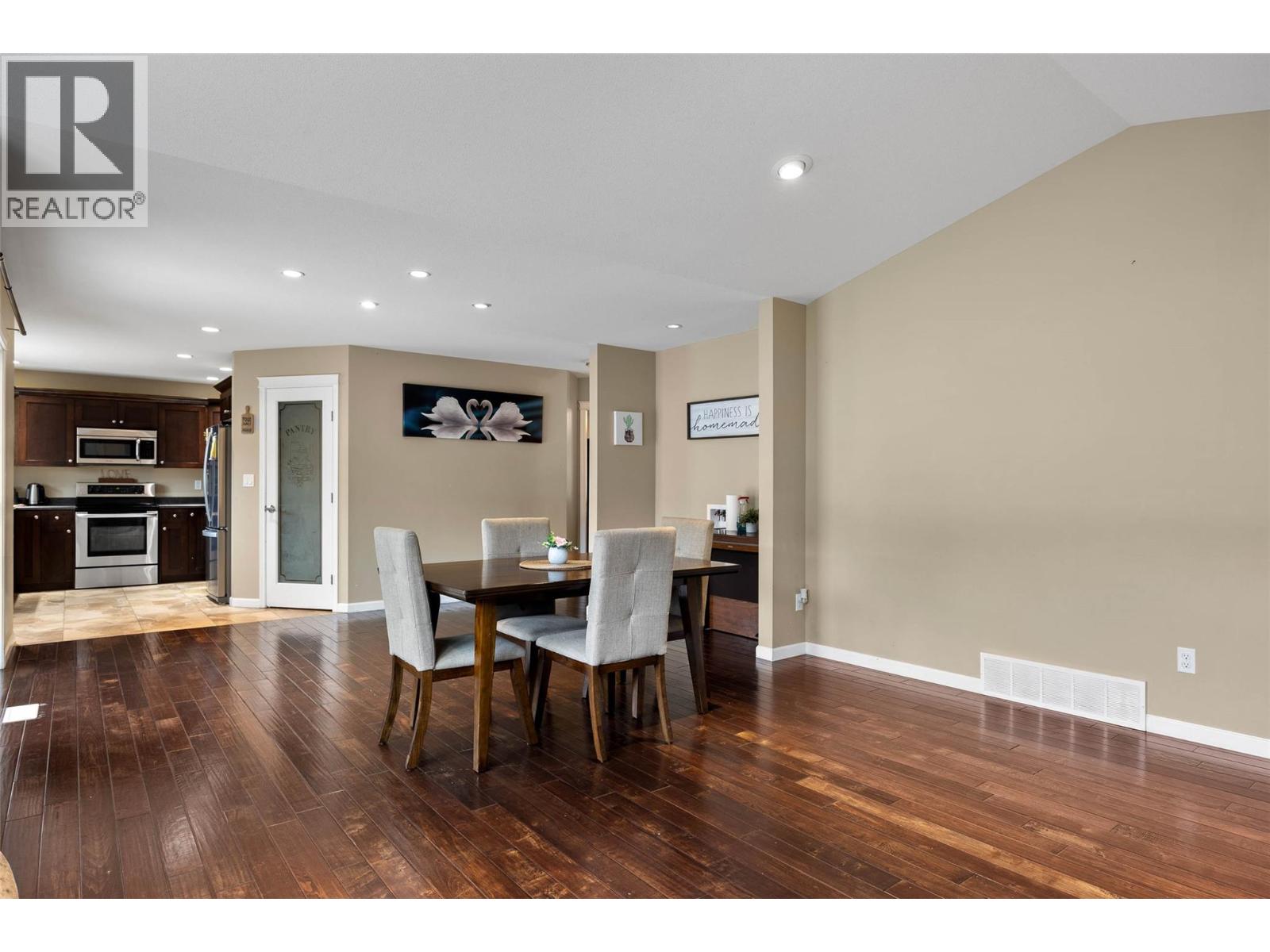 2656 Briarwood Avenue, Kamloops, British Columbia  V2B 0E2 - Photo 9 - 10374669