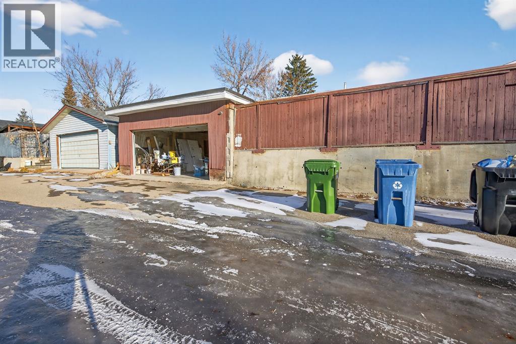 255 Rundleridge Drive Ne, Calgary, Alberta  T1Y 2K5 - Photo 30 - A2280782