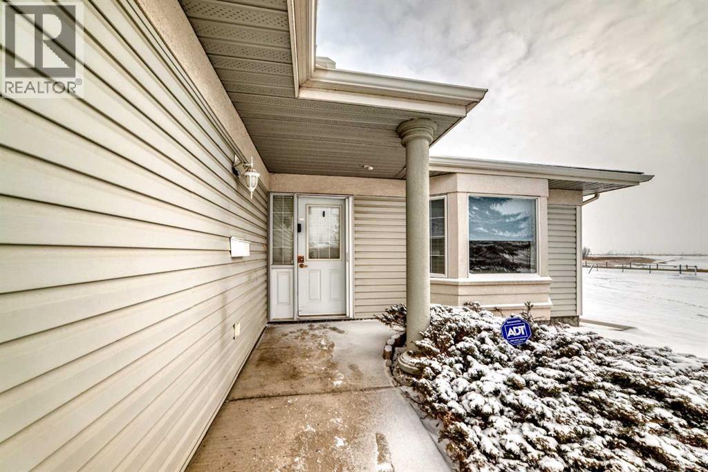 417 Hope Bay, Rural Rocky View County, Alberta  T1X 1G5 - Photo 3 - A2281746