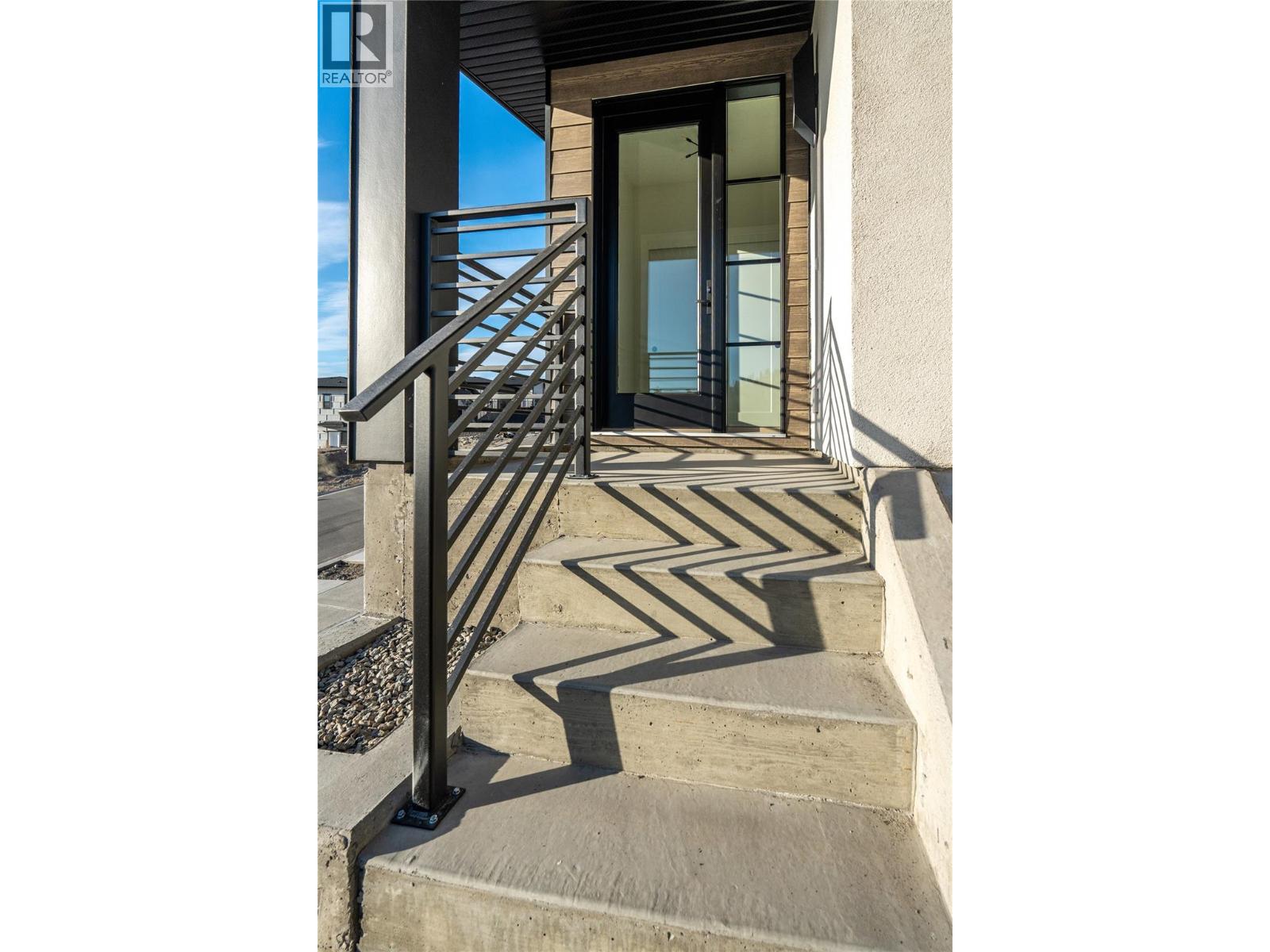 1100 Antler Drive Unit# 101 Penticton Photo 2