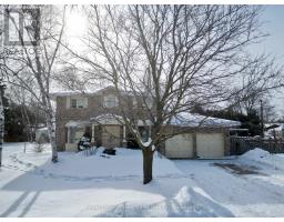 15 KINGSCOURT CRESCENT, South Huron, Ontario