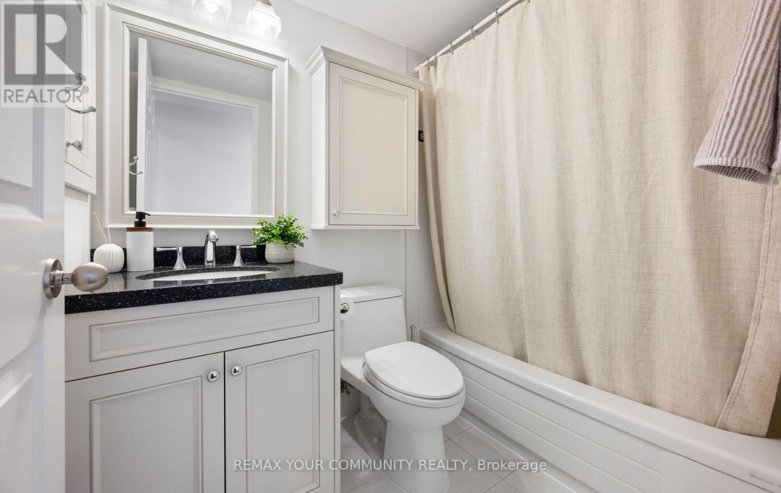 606 - 14924 Yonge Street, Aurora (Aurora Highlands), Ontario  L4G 6H7 - Photo 30 - N12760980