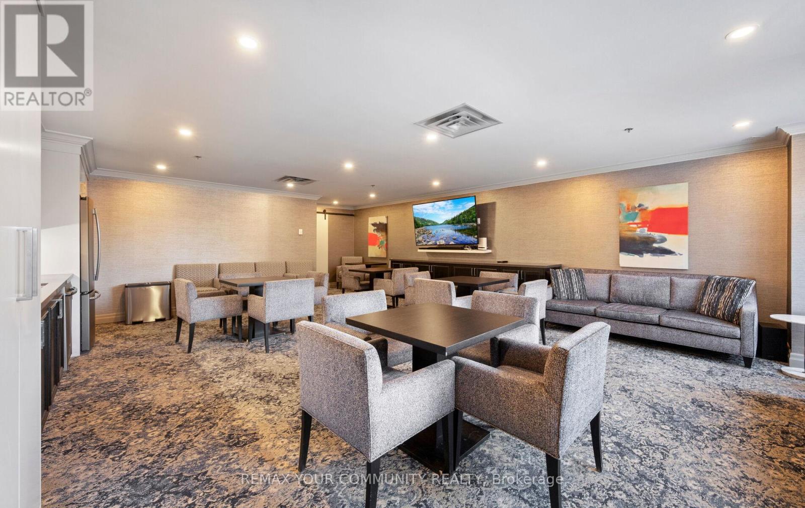 606 - 14924 Yonge Street, Aurora (Aurora Highlands), Ontario  L4G 6H7 - Photo 37 - N12760980