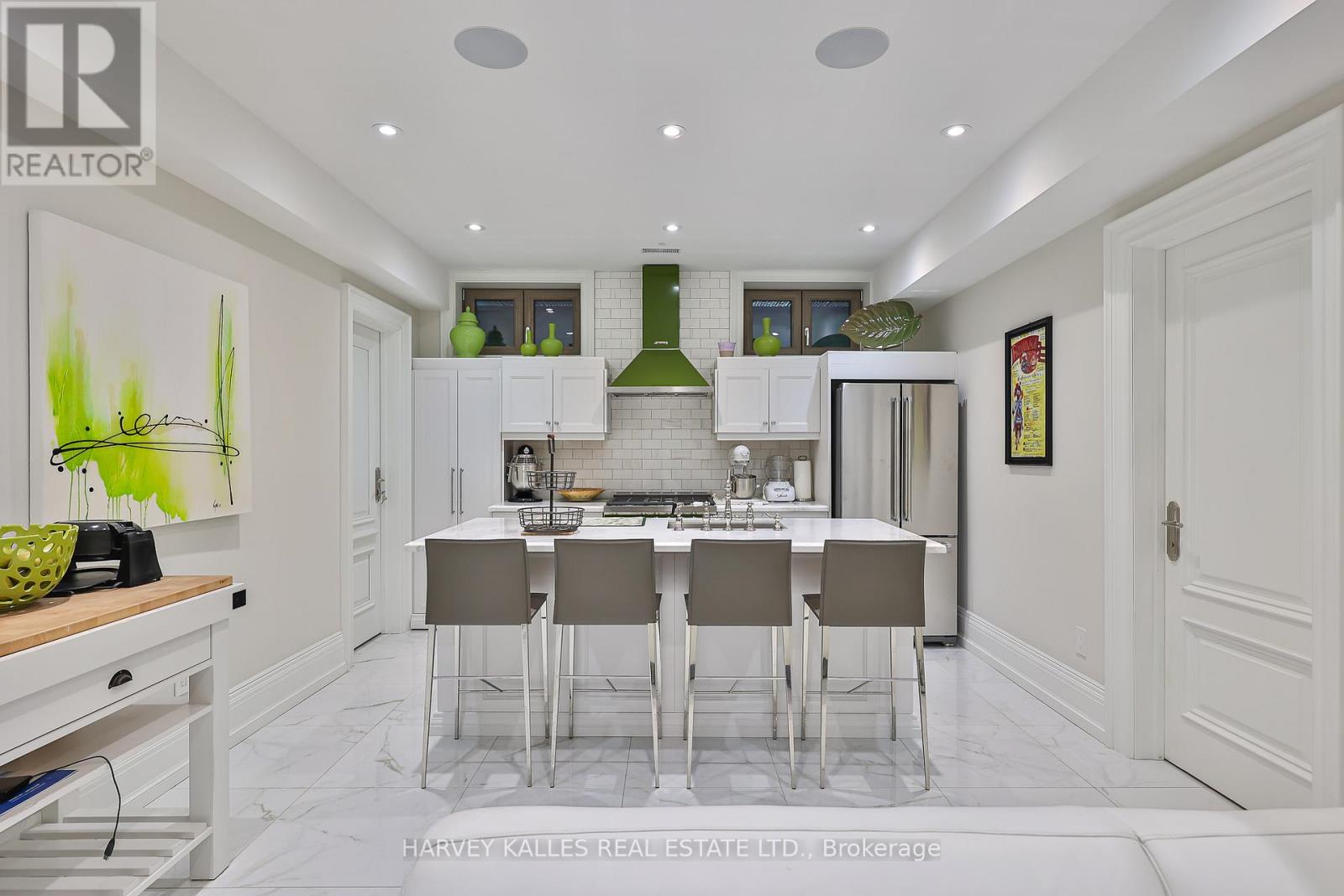 318 Maple Leaf Drive, Toronto (Maple Leaf), Ontario  M6L 1P6 - Photo 34 - W12760892