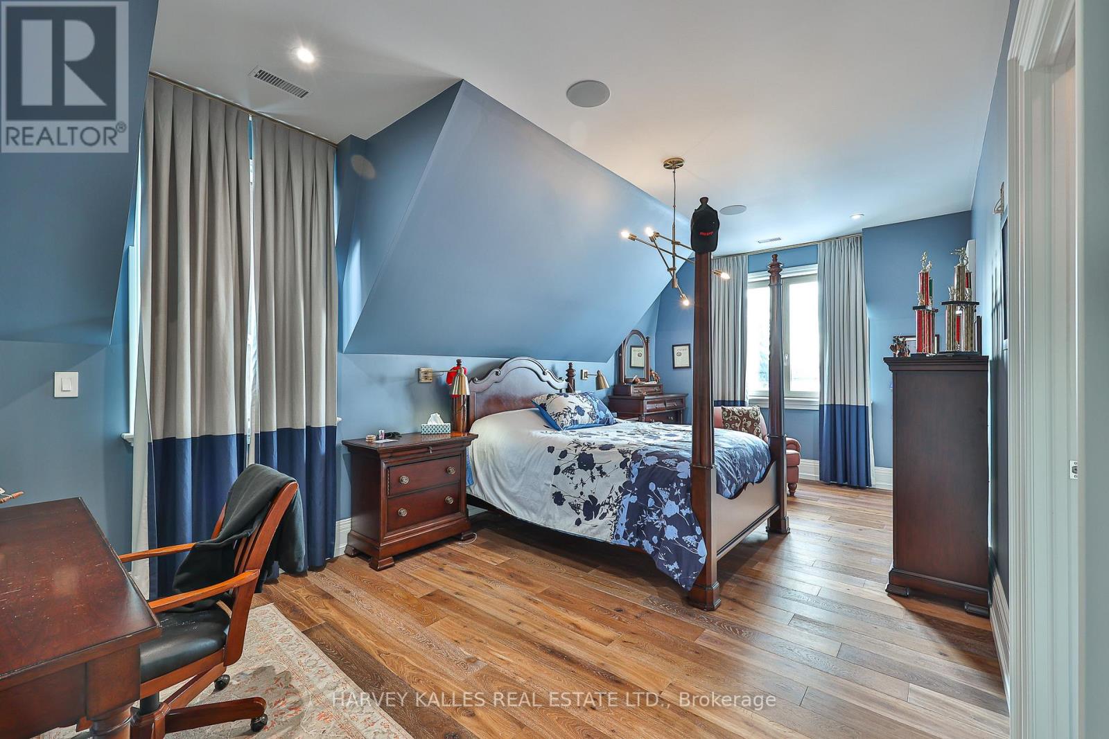 318 Maple Leaf Drive, Toronto (Maple Leaf), Ontario  M6L 1P6 - Photo 29 - W12760892