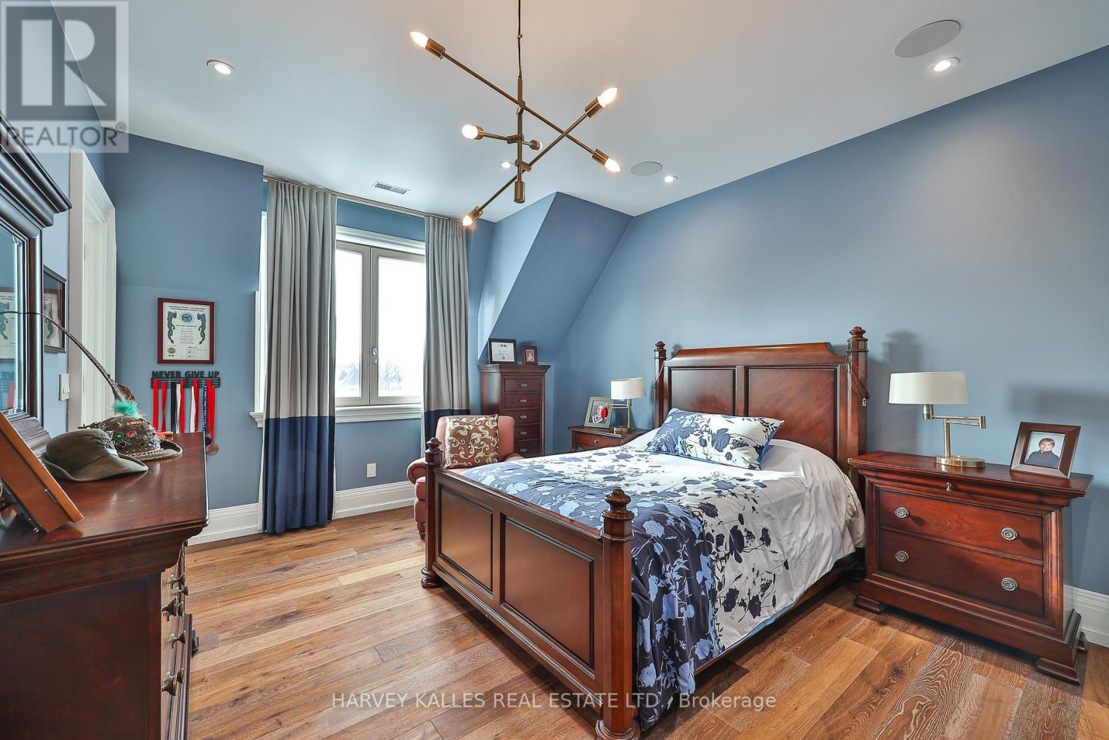 318 Maple Leaf Drive, Toronto (Maple Leaf), Ontario  M6L 1P6 - Photo 30 - W12760892