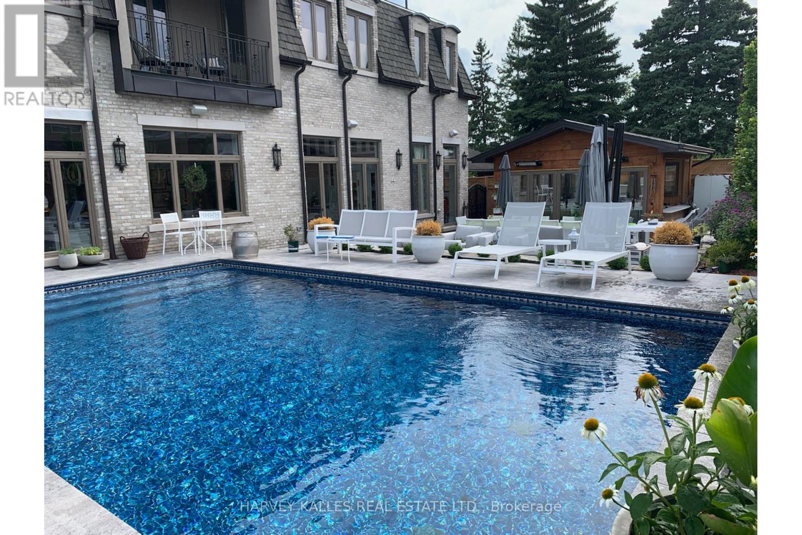 318 Maple Leaf Drive, Toronto (Maple Leaf), Ontario  M6L 1P6 - Photo 41 - W12760892