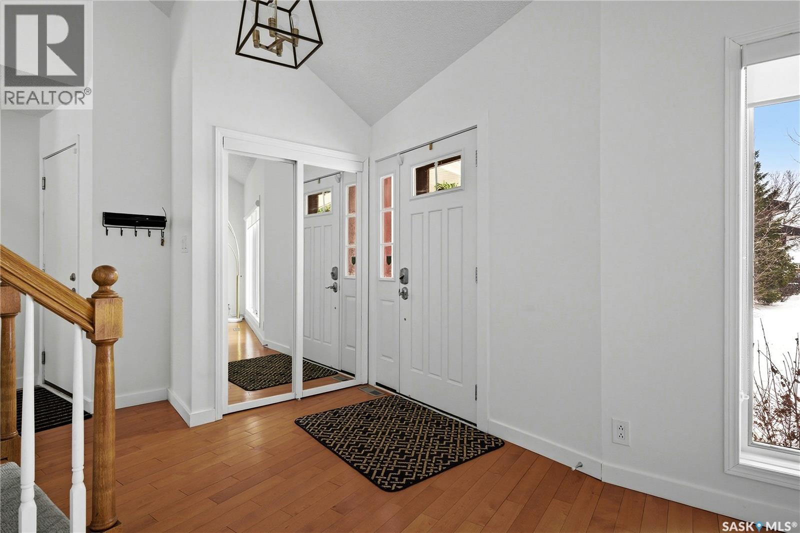 290 Rogers Road, Regina, Saskatchewan  S4S 7C4 - Photo 4 - SK028012