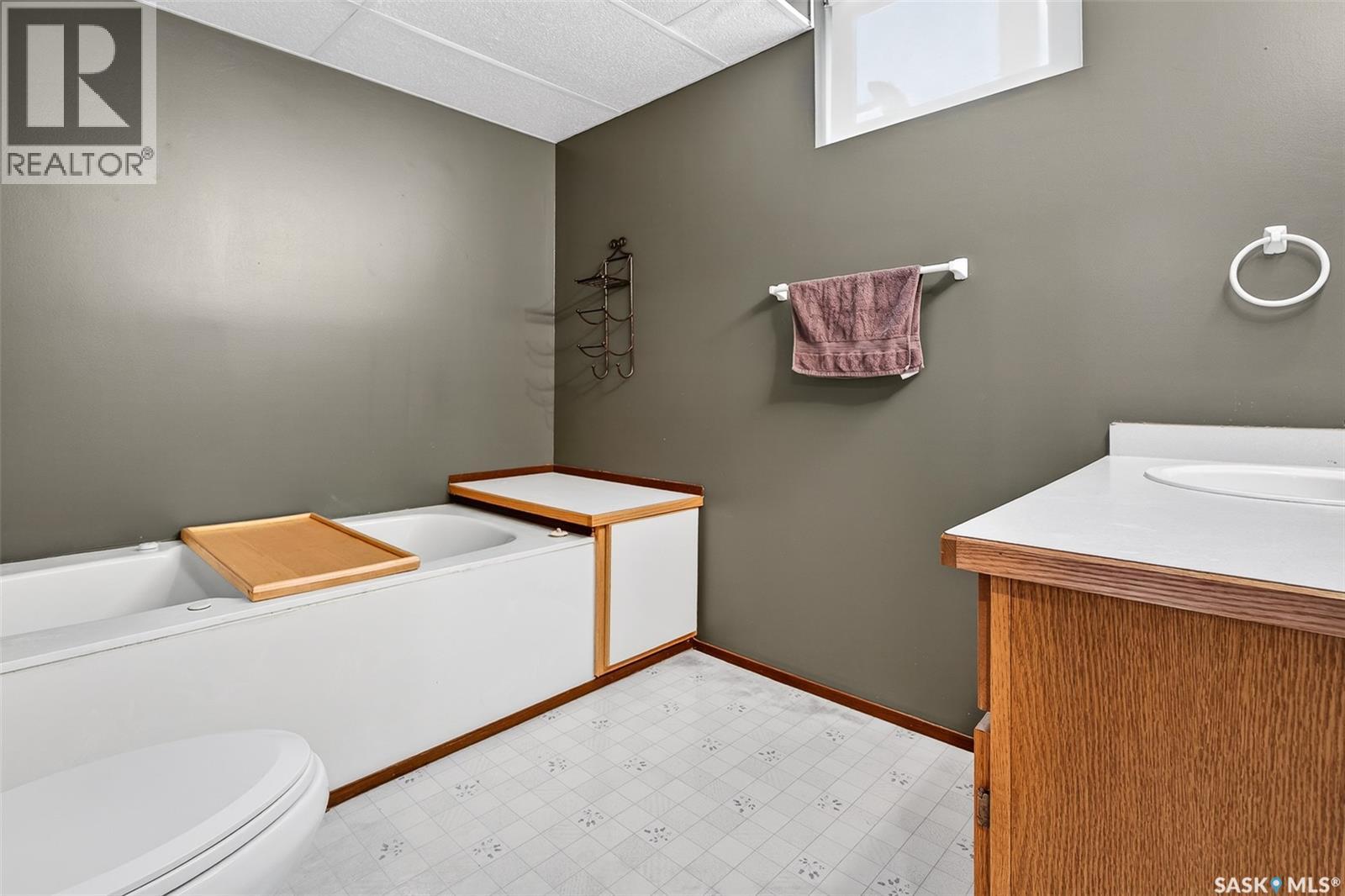 928 Stadacona Street W, Moose Jaw, Saskatchewan  S6H 2A8 - Photo 18 - SK027932