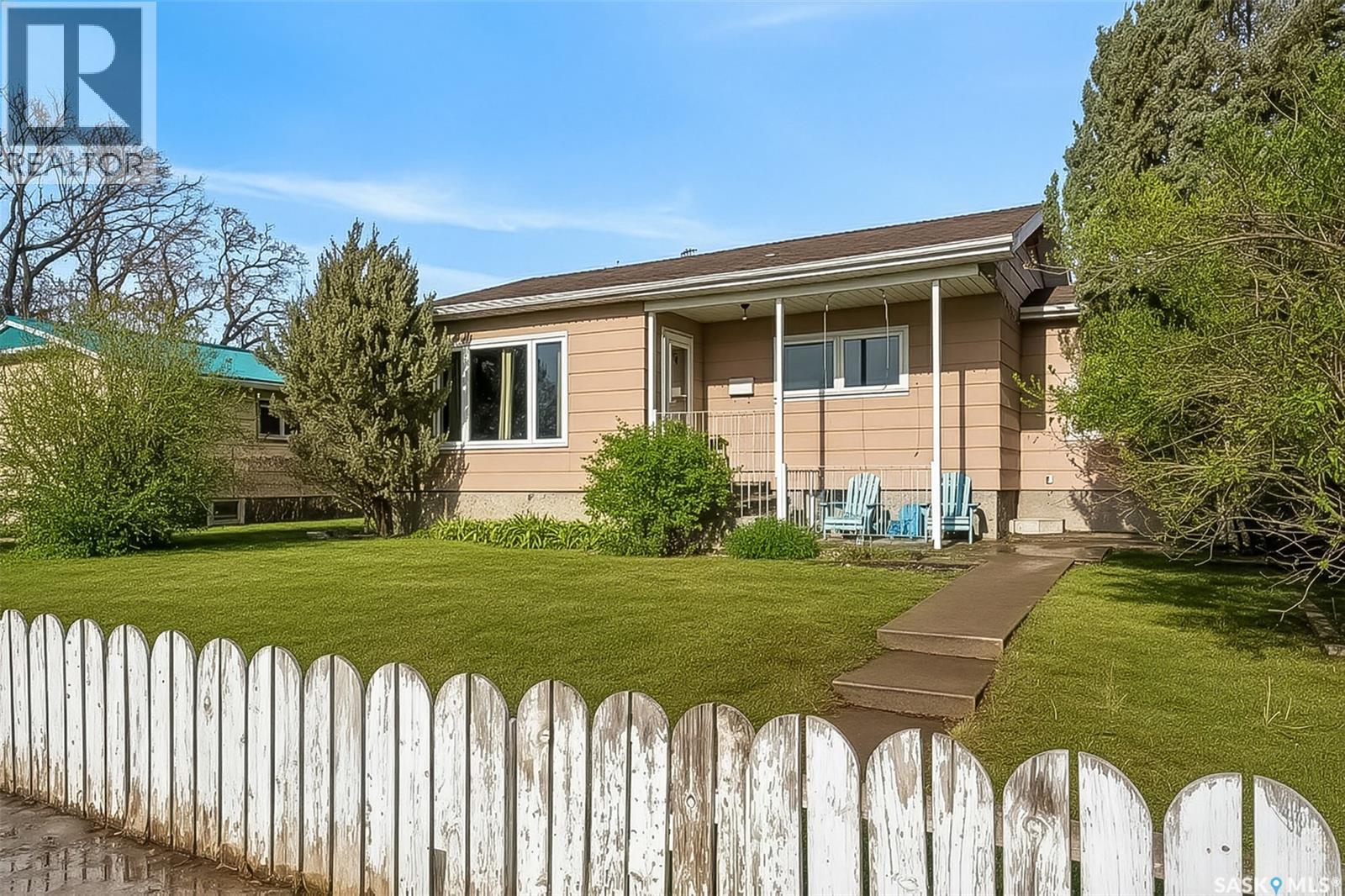 928 Stadacona Street W, Moose Jaw, Saskatchewan  S6H 2A8 - Photo 40 - SK027932