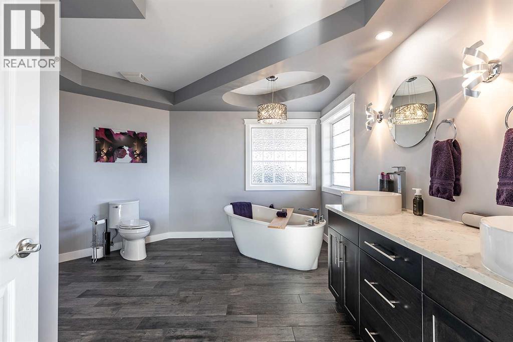 20 Sunrise Bay Sw, Medicine Hat, Alberta  T1B 4S1 - Photo 19 - A2279778