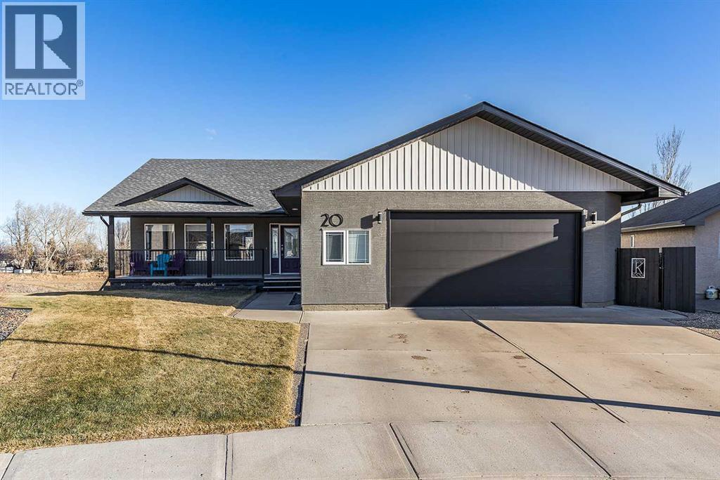 20 Sunrise Bay Sw, Medicine Hat, Alberta  T1B 4S1 - Photo 1 - A2279778