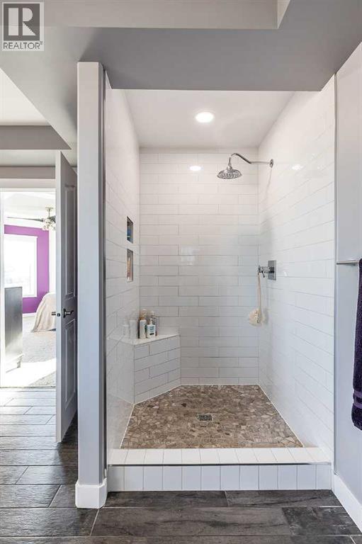 20 Sunrise Bay Sw, Medicine Hat, Alberta  T1B 4S1 - Photo 22 - A2279778