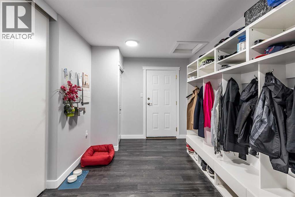 20 Sunrise Bay Sw, Medicine Hat, Alberta  T1B 4S1 - Photo 9 - A2279778