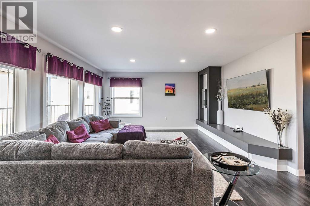 20 Sunrise Bay Sw, Medicine Hat, Alberta  T1B 4S1 - Photo 6 - A2279778