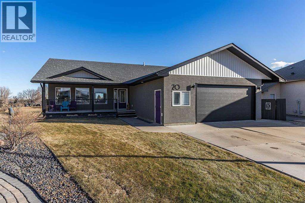 20 Sunrise Bay Sw, Medicine Hat, Alberta  T1B 4S1 - Photo 2 - A2279778