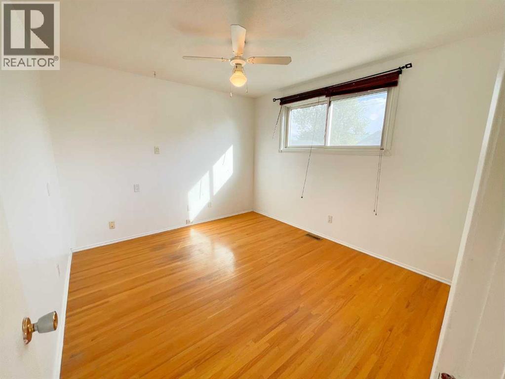 404 Whitney Street, Carmangay, Alberta  T0L 0N0 - Photo 16 - A2278317