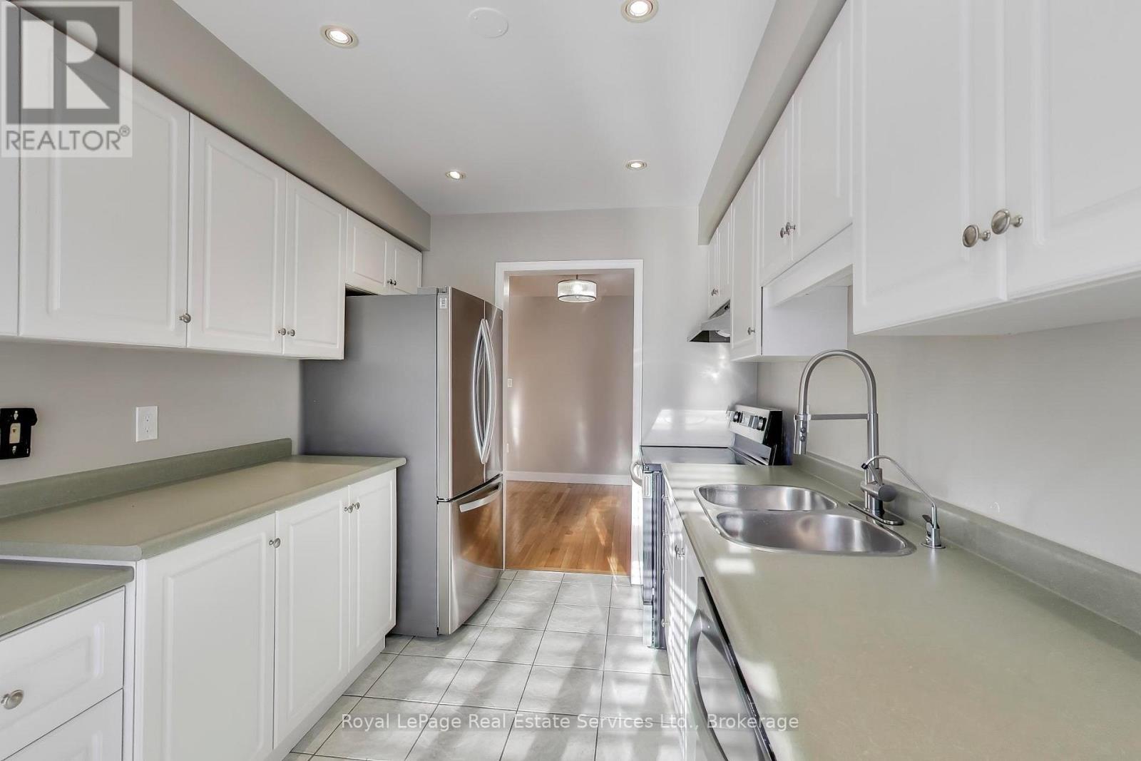 15 - 1276 Silvan Forest Drive, Burlington (Tansley), Ontario  L7M 4V8 - Photo 11 - W12750130