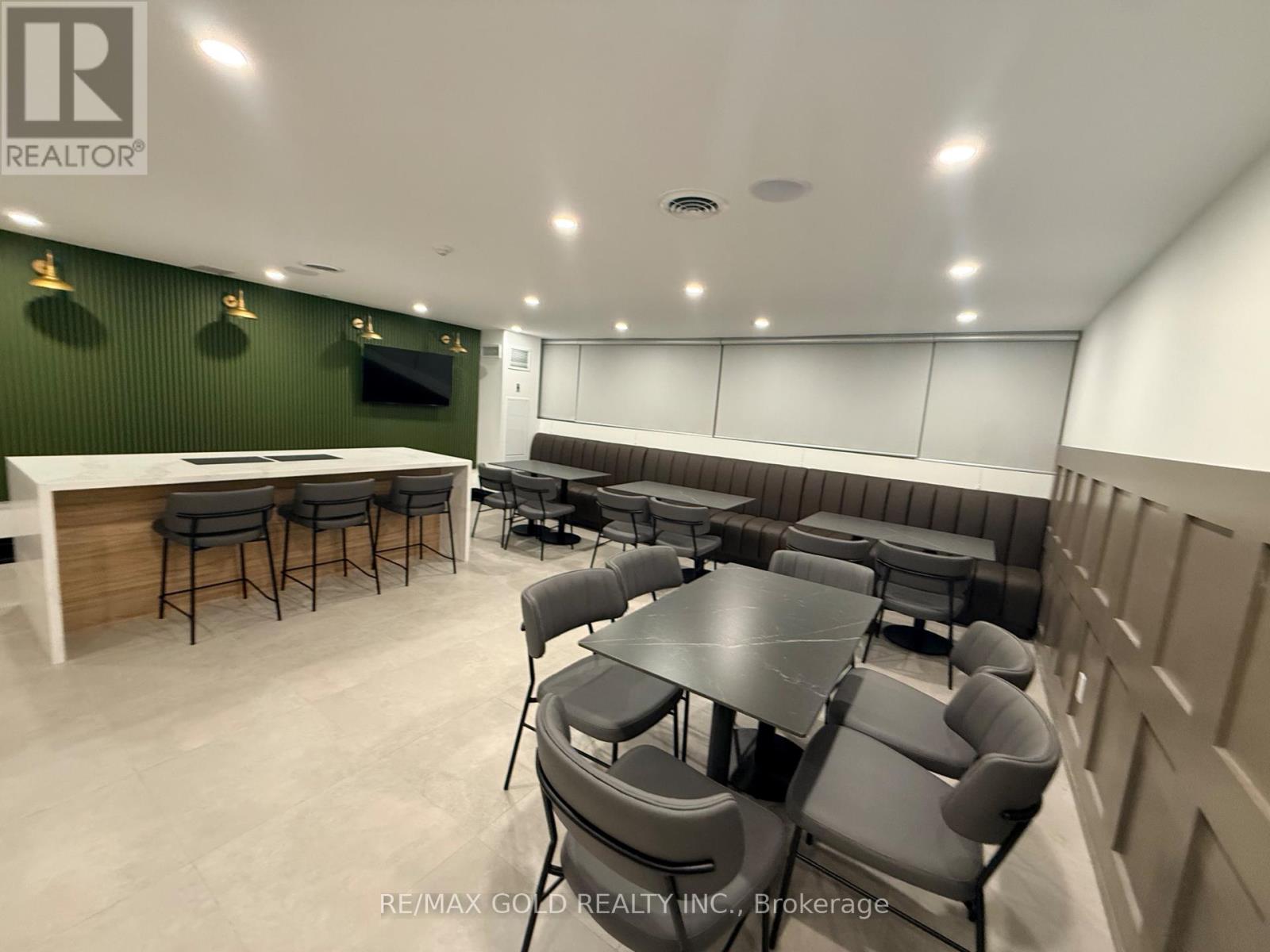 2108 - 3700 Kaneff Crescent, Mississauga, Ontario  L5A 4B8 - Photo 29 - W12730556