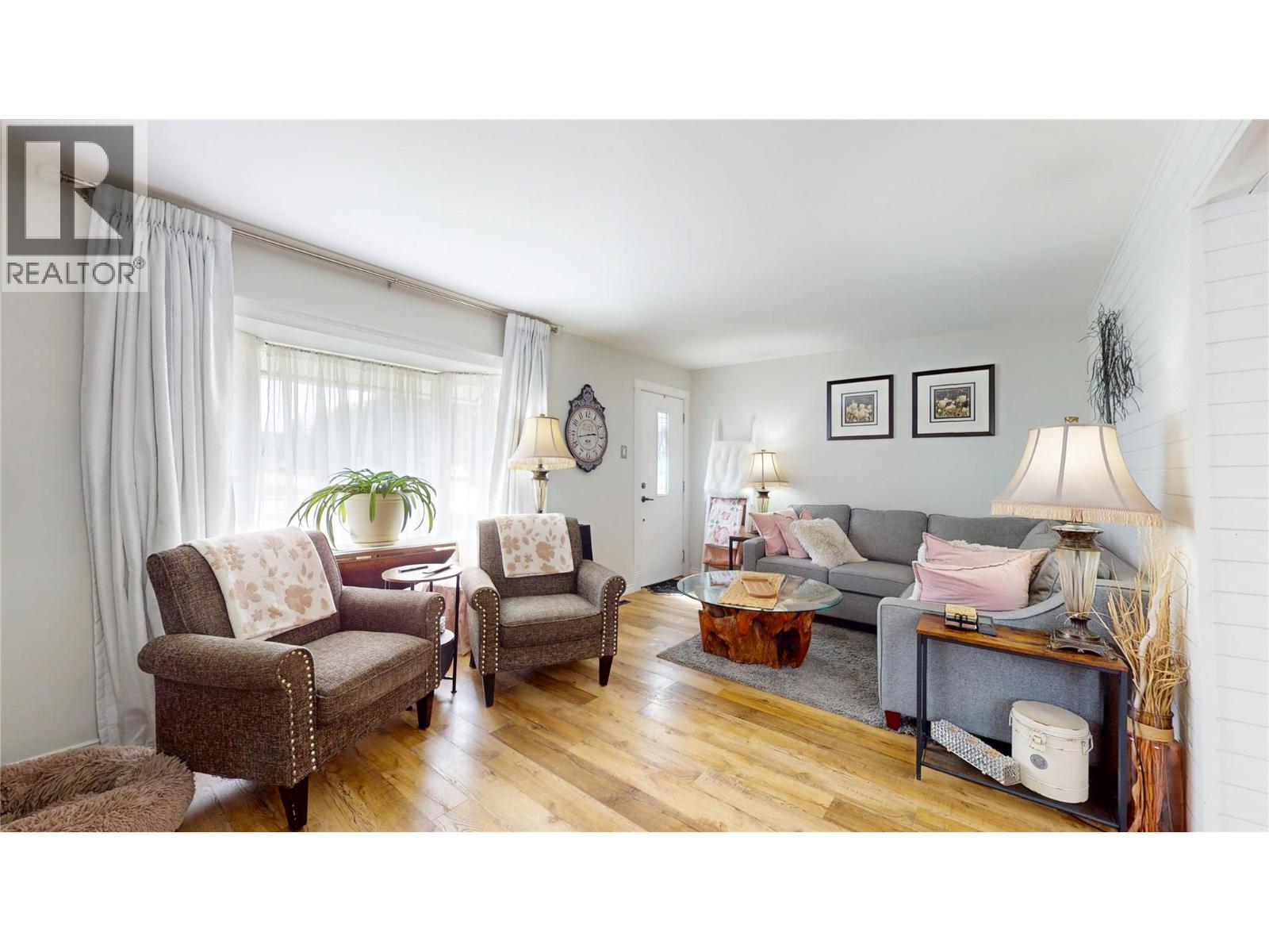 300 7th Street S, Cranbrook, British Columbia  V1C 1M7 - Photo 10 - 10374923