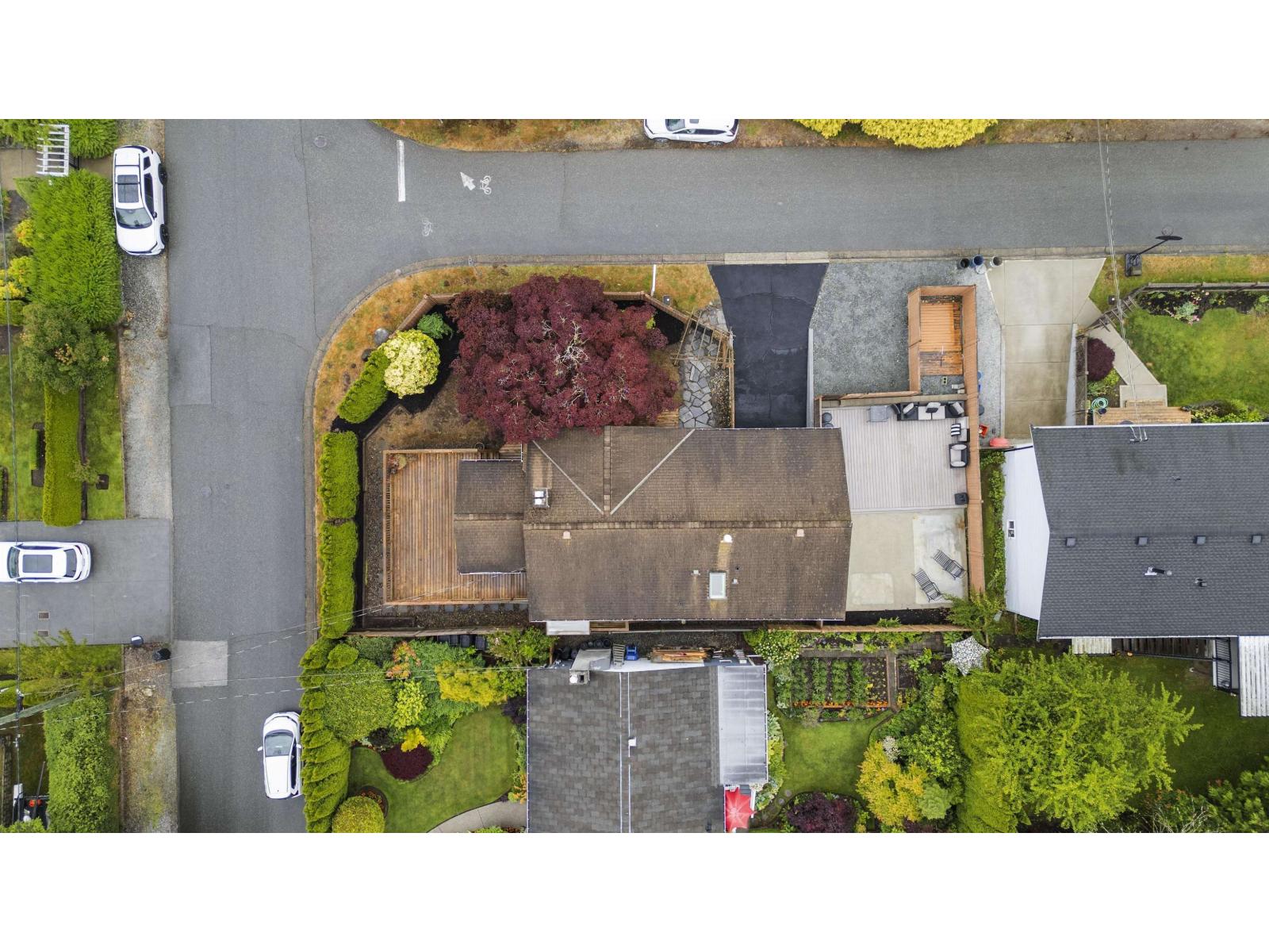 13950 Blackburn Avenue, White Rock, British Columbia  V4B 2Z5 - Photo 30 - R3086569