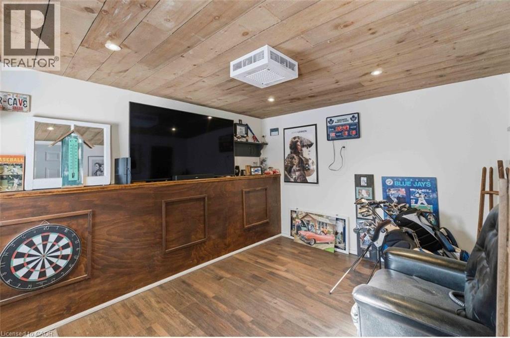 182 East 33rd Street, Hamilton, Ontario  L8V 3T6 - Photo 21 - 40802647