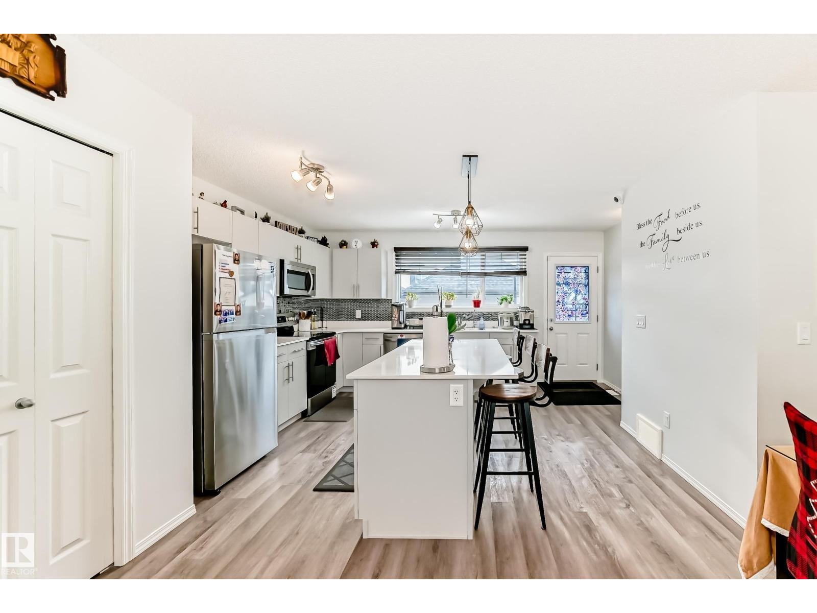 19303 27 Av Nw, Edmonton, Alberta  T6M 1K9 - Photo 4 - E4471531