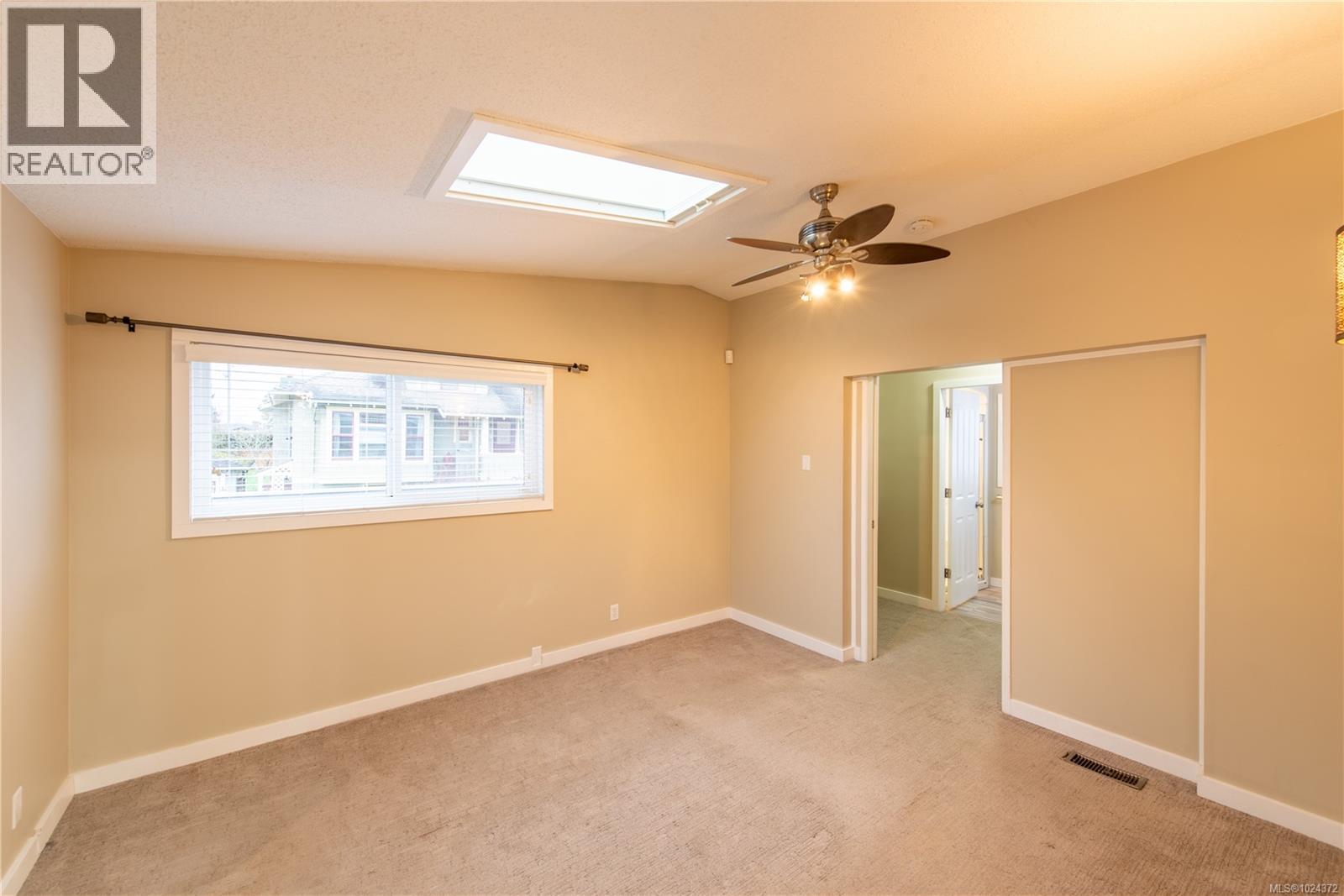 532 Bowlsby Pl, Victoria, British Columbia  V9A 4C7 - Photo 16 - 1024372