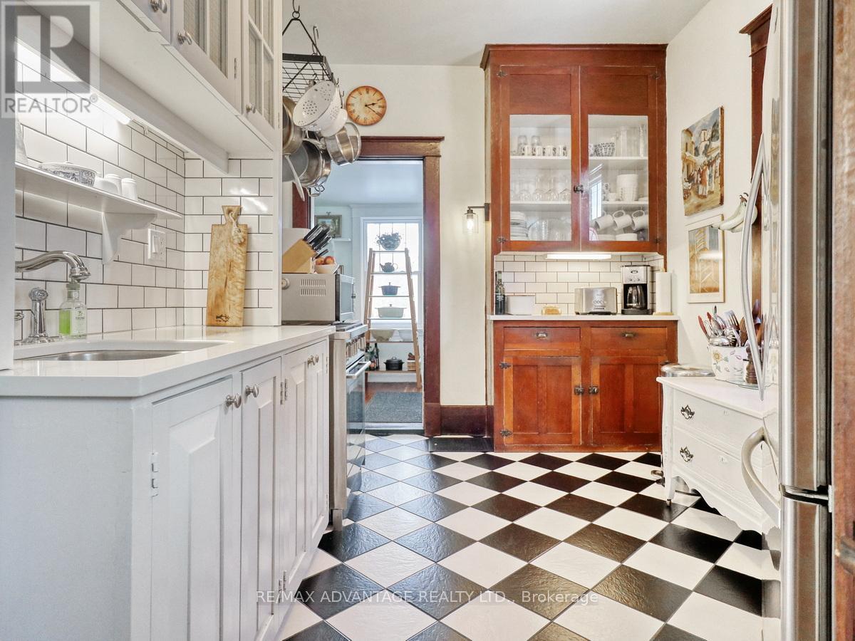 526 Chester Street, London South, Ontario  N6C 2J6 - Photo 15 - X12762030