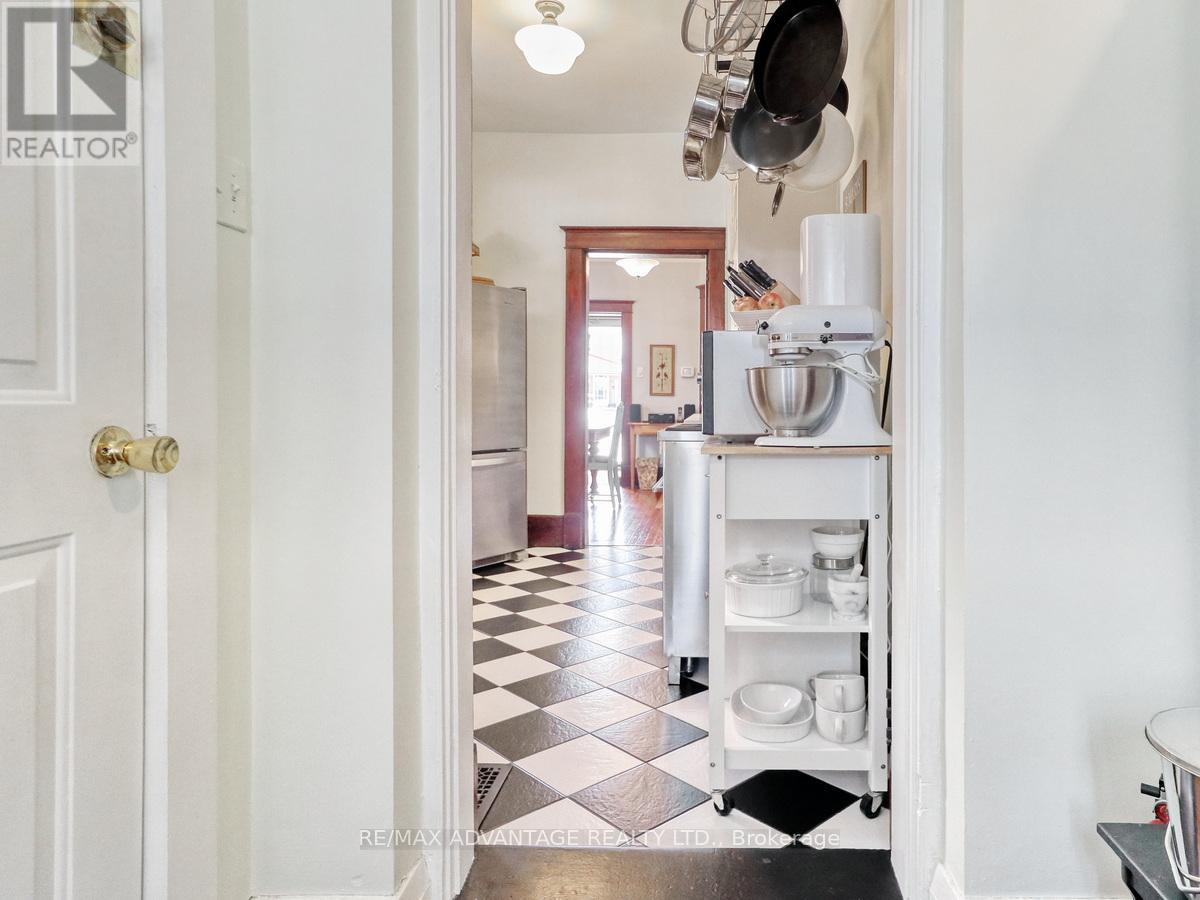 526 Chester Street, London South, Ontario  N6C 2J6 - Photo 21 - X12762030