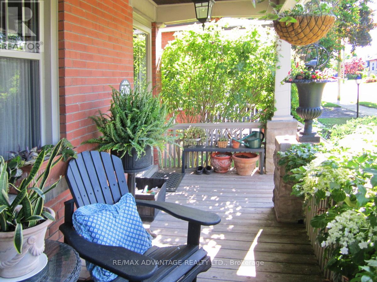 526 Chester Street, London South, Ontario  N6C 2J6 - Photo 7 - X12762030