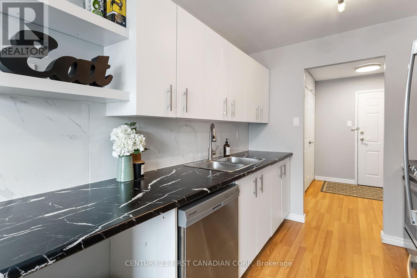 1003 - 95 Base Line Road W, London South, Ontario  N6J 4X3 - Photo 22 - X12762080