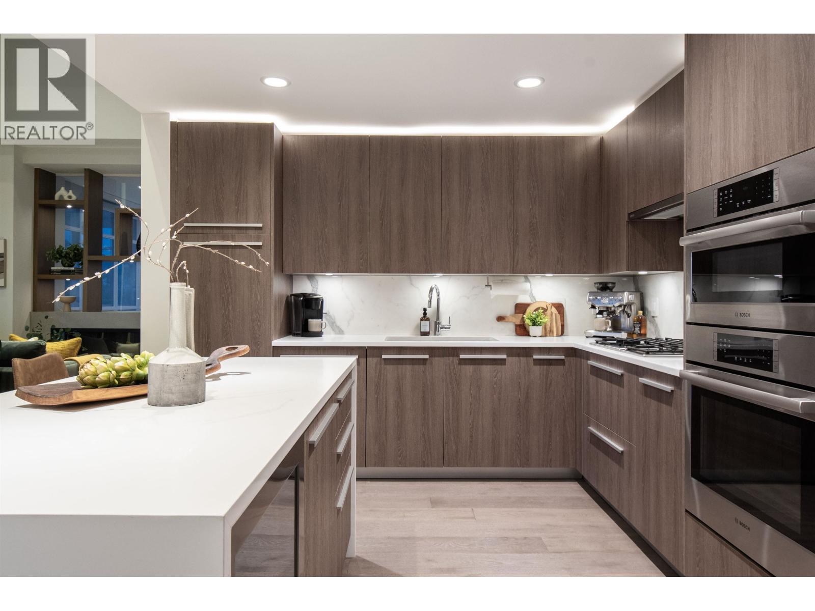 1201 2785 Library Lane, North Vancouver, British Columbia  V7J 0C3 - Photo 15 - R3085215