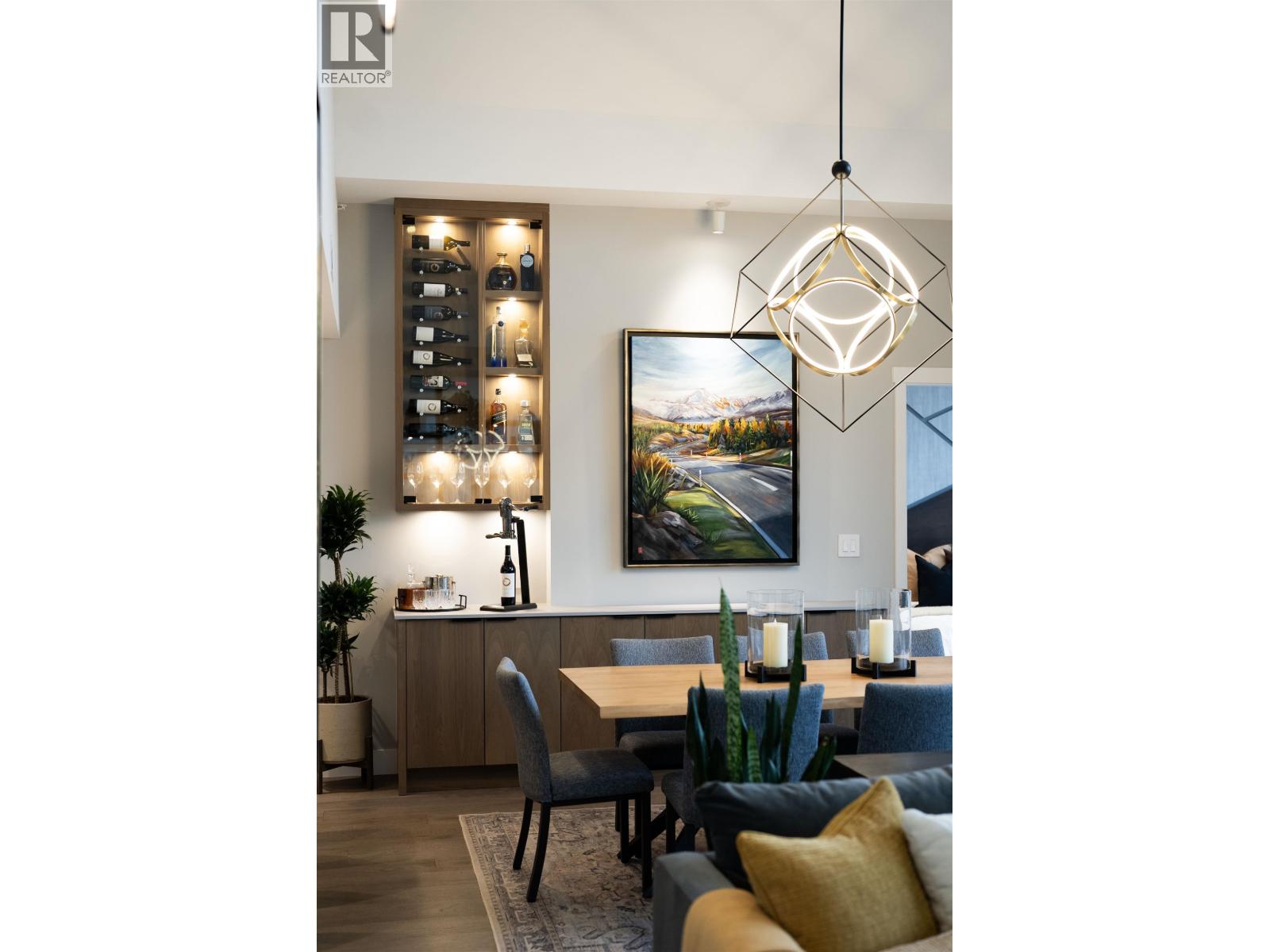 1201 2785 Library Lane, North Vancouver, British Columbia  V7J 0C3 - Photo 9 - R3085215