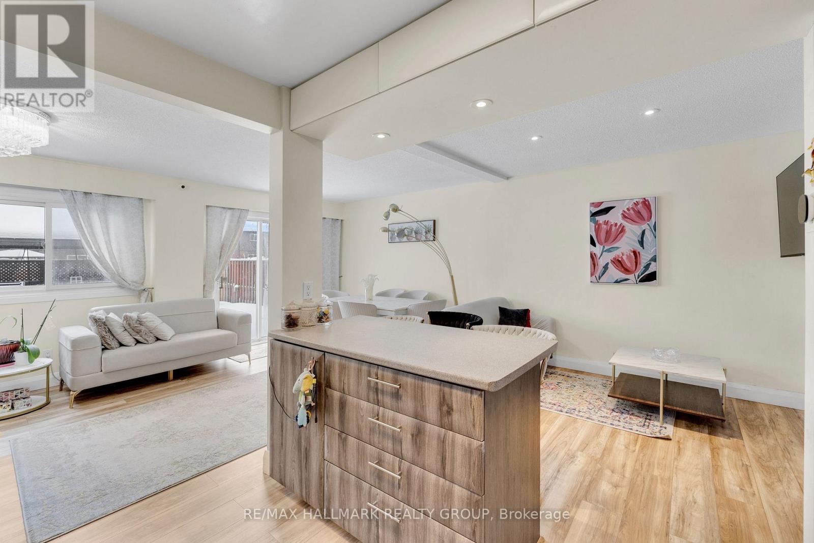 14 - 1552 Queensdale Avenue, Ottawa, Ontario  K1T 1R7 - Photo 16 - X12761944