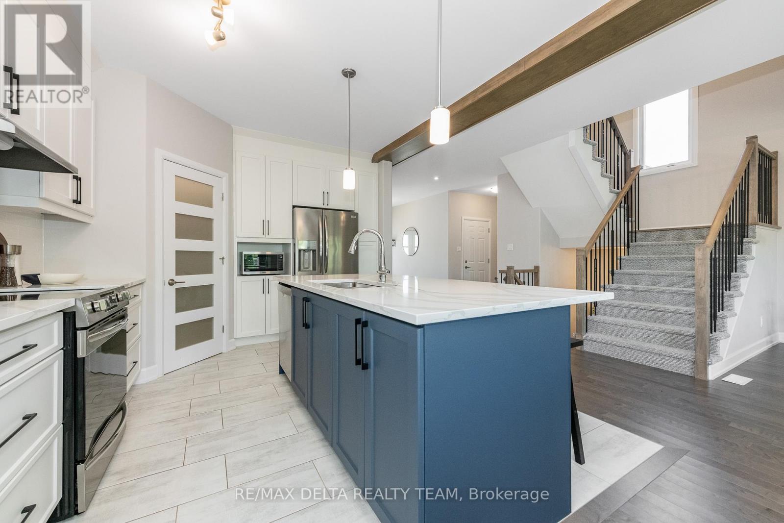 688 Geneva Crescent, Russell, Ontario  K0A 1W0 - Photo 15 - X12761946