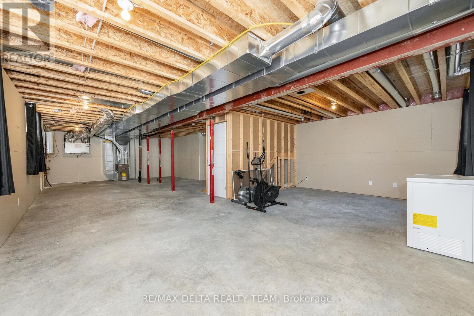 688 Geneva Crescent, Russell, Ontario  K0A 1W0 - Photo 37 - X12761946