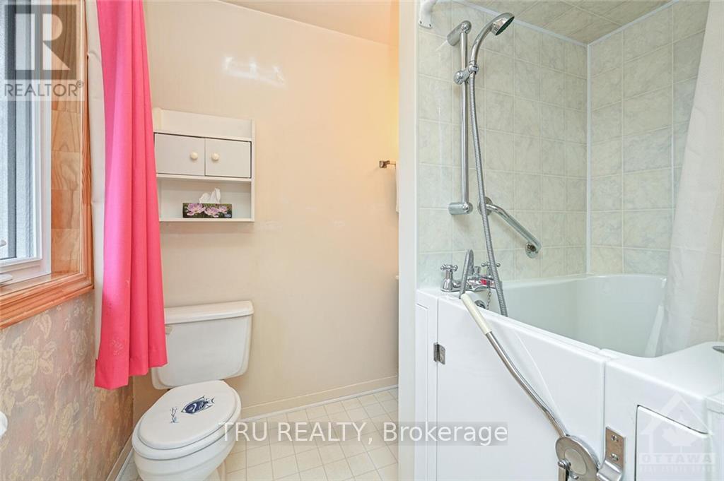 5 Beverly Street, Ottawa, Ontario  K2S 0S4 - Photo 12 - X12761960