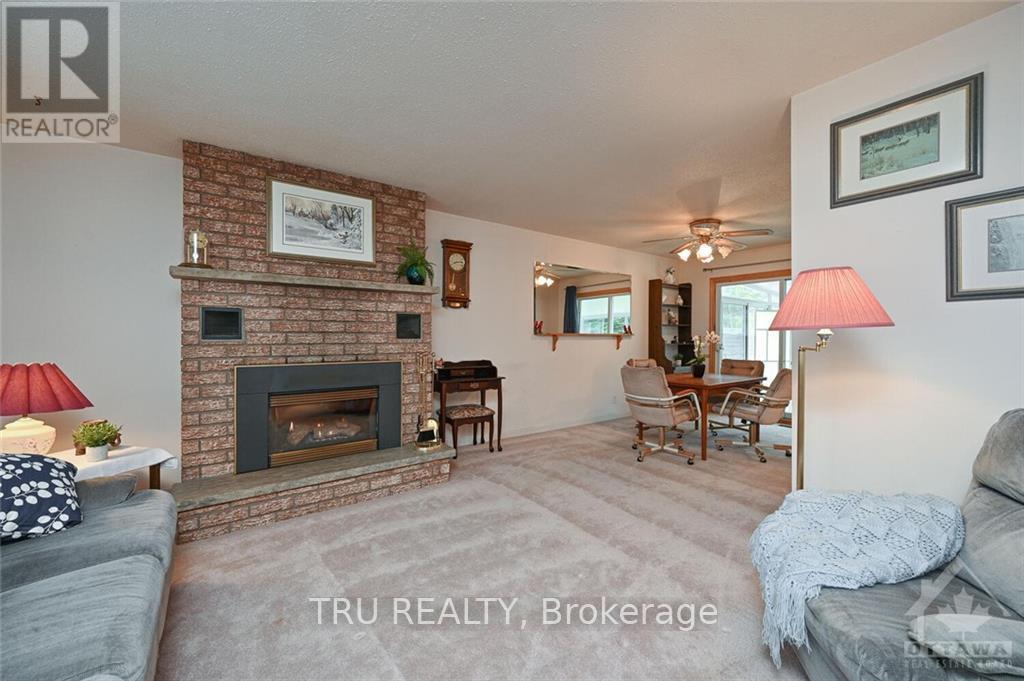 5 Beverly Street, Ottawa, Ontario  K2S 0S4 - Photo 4 - X12761960